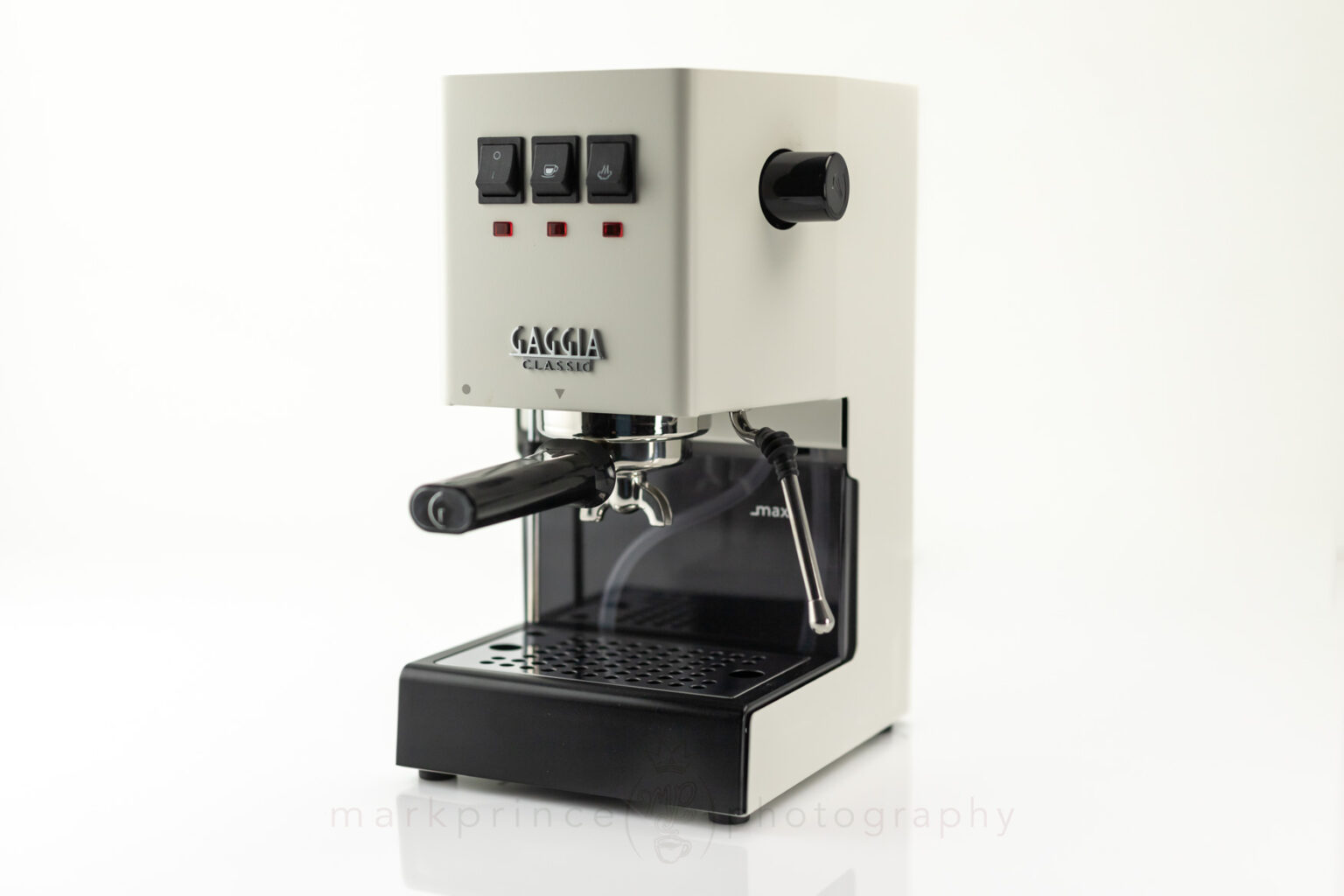 The Gaggia Classic Evo Pro in Polar White