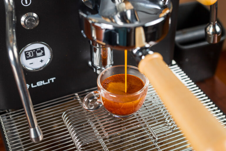 Pulling a Shot on Lelit Bianca