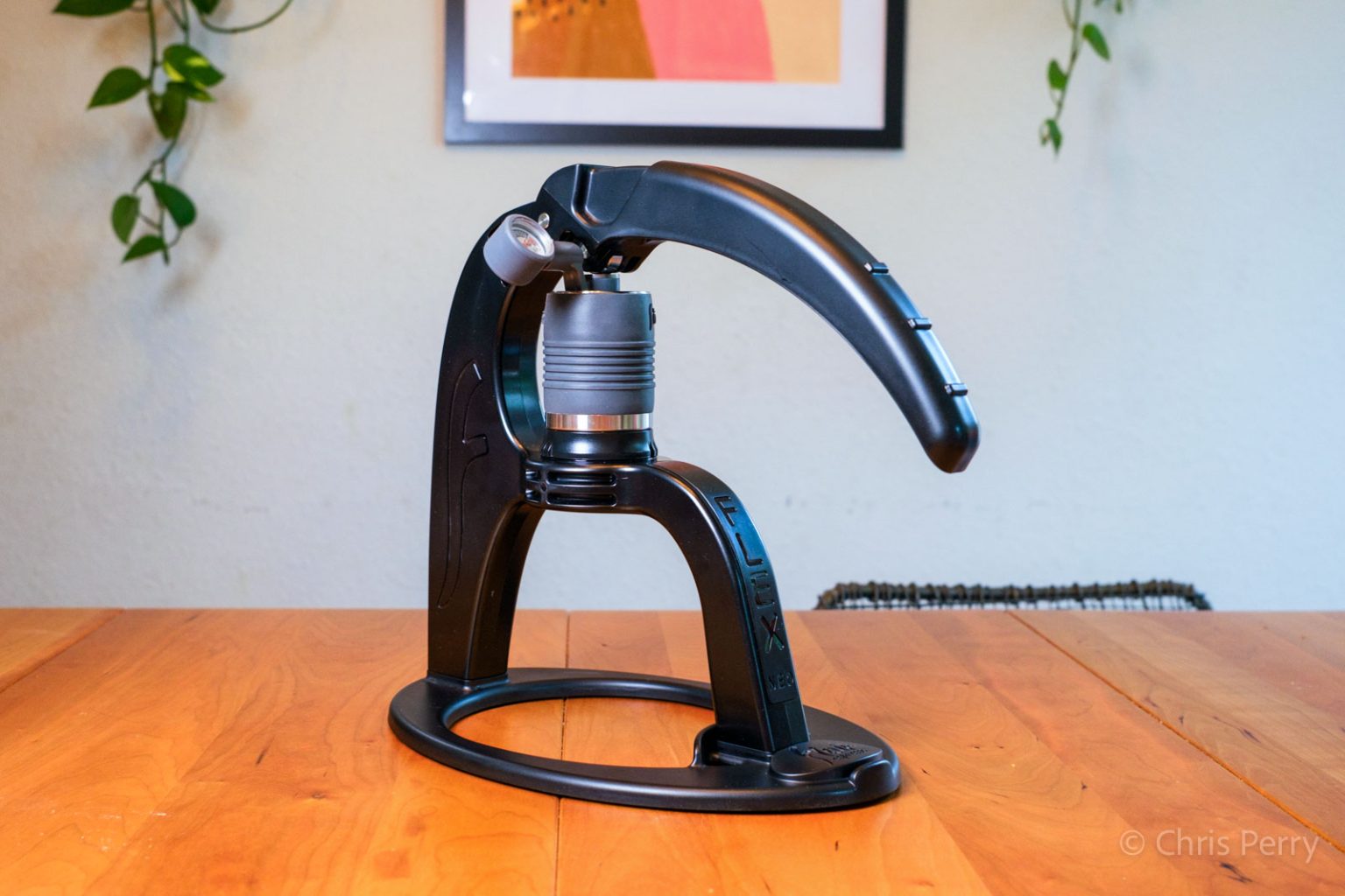 The Neo Flex, ready to pull a shot.