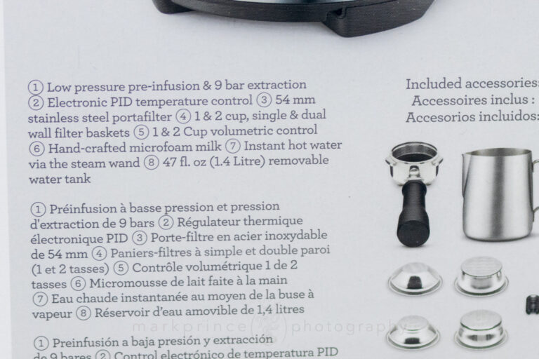 There is an error on this box: it claims the portafilter is stainless steel. It is not: it is aluminum.