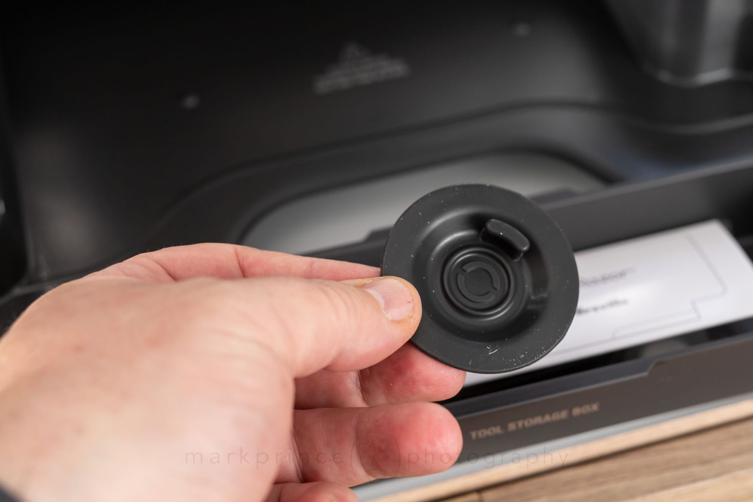 Among the included accessories, is this blind filter insert, to be used with the single shot double wall basket.